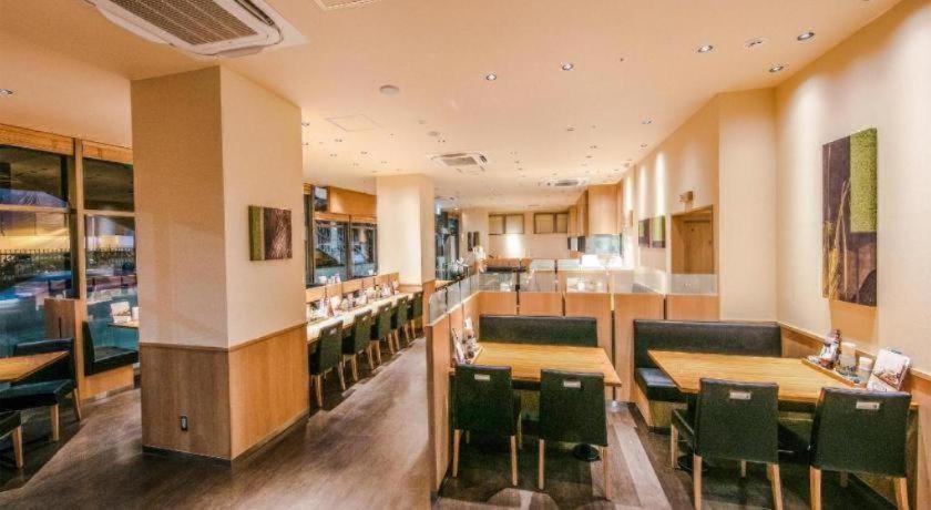 Four Points Flex By Sheraton Shin Osaka Esterno foto